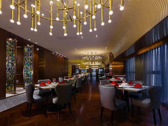 Gallery F Hotel Wuhan Zewnętrze zdjęcie