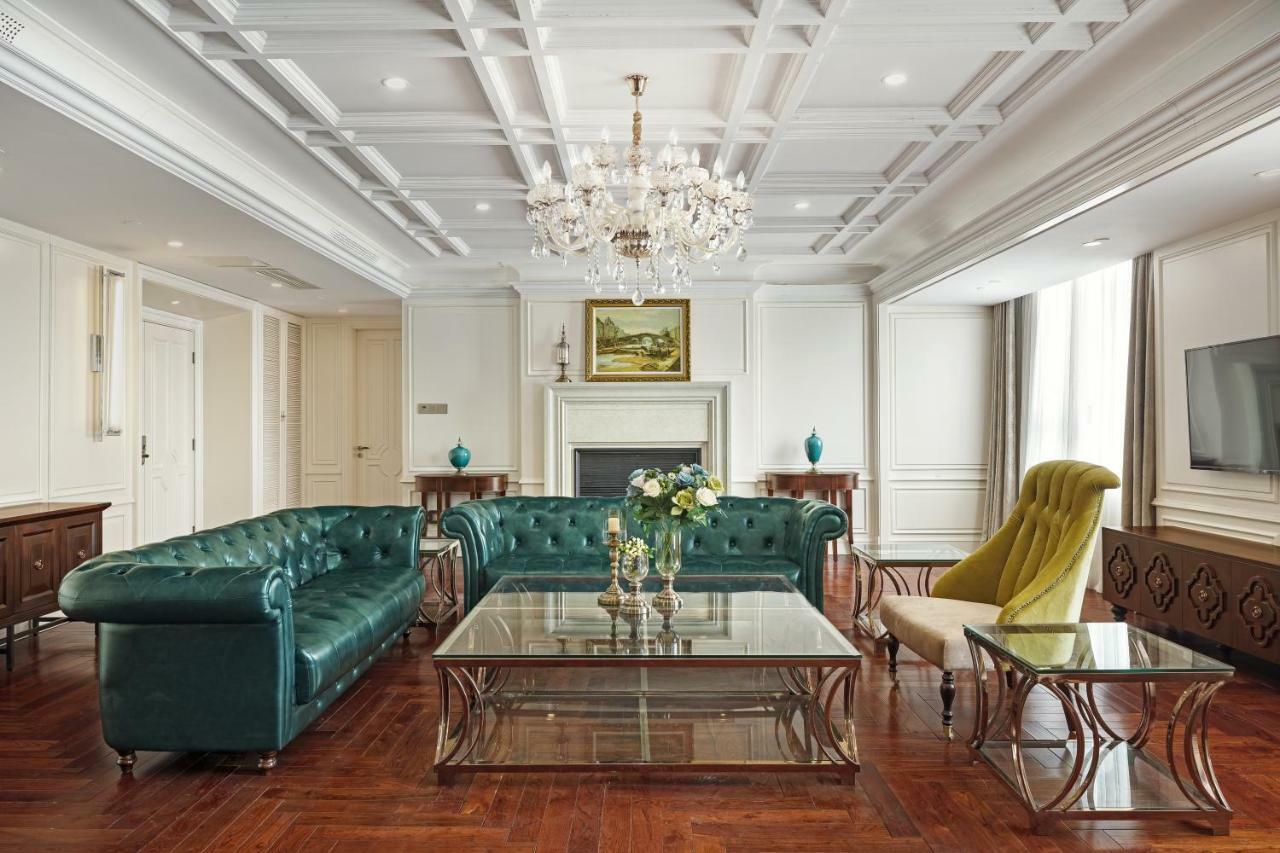 Gallery F Hotel Wuhan Zewnętrze zdjęcie