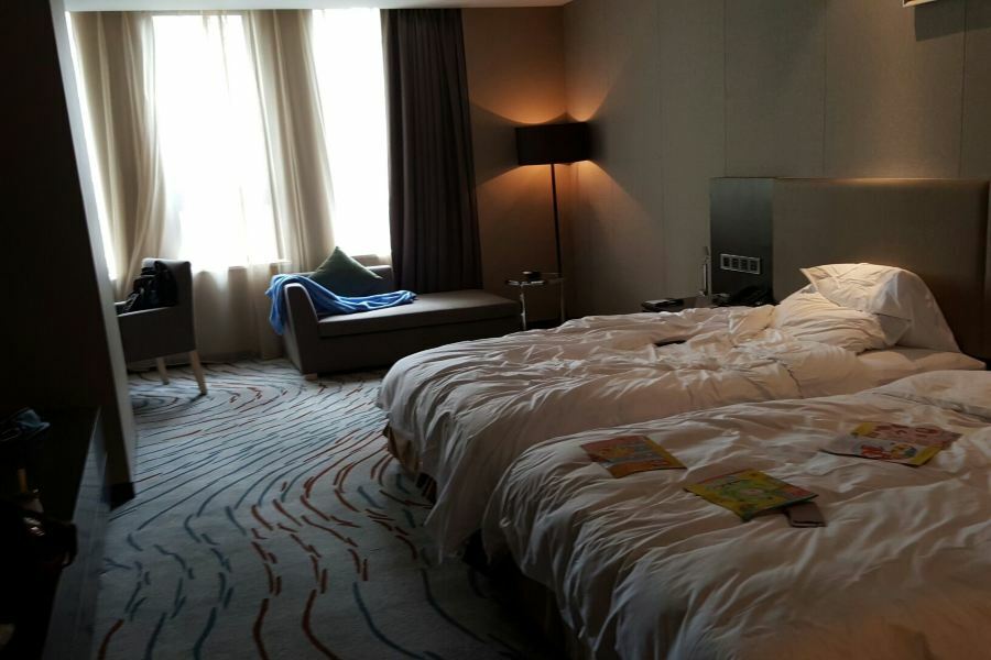 Gallery F Hotel Wuhan Zewnętrze zdjęcie