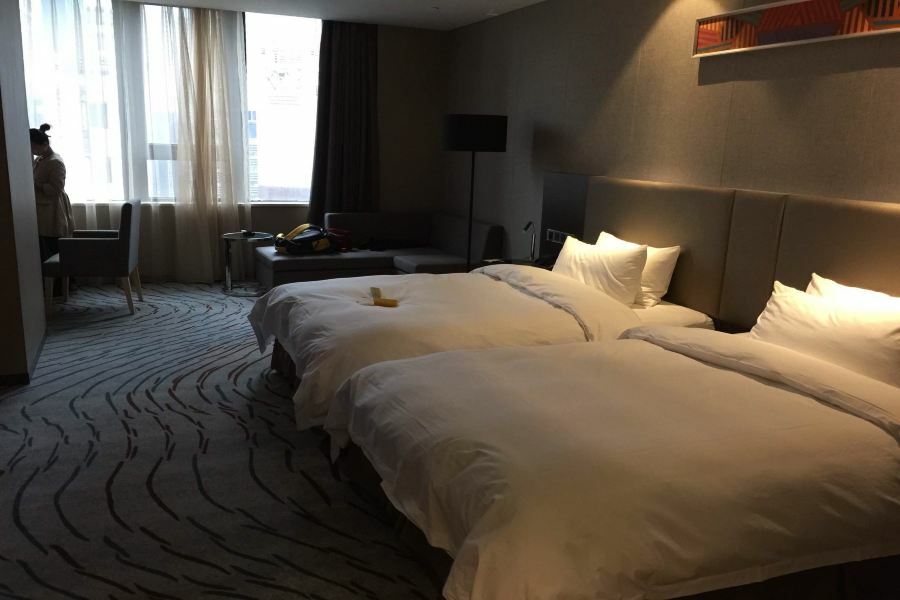 Gallery F Hotel Wuhan Zewnętrze zdjęcie